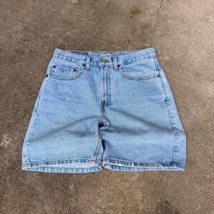 Vintage Levis 550 Mens 31 Relaxed Fit Light Wash Denim Shorts Made in USA Blue
